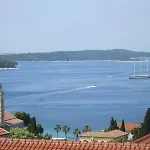 In With Sea View, Terrace, Air Conditioning, Wi-fi Апартаменты Хвар