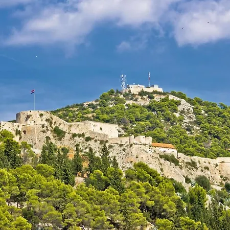 In With Sea View, Terrace, Air Conditioning, Wi-fi *