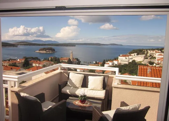 In With Sea View, Terrace, Air Conditioning, Wi-fi Διαμέρισμα Χβαρ