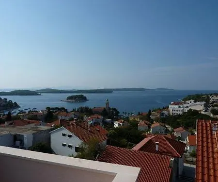 In With Sea View, Terrace, Air Conditioning, Wi-fi