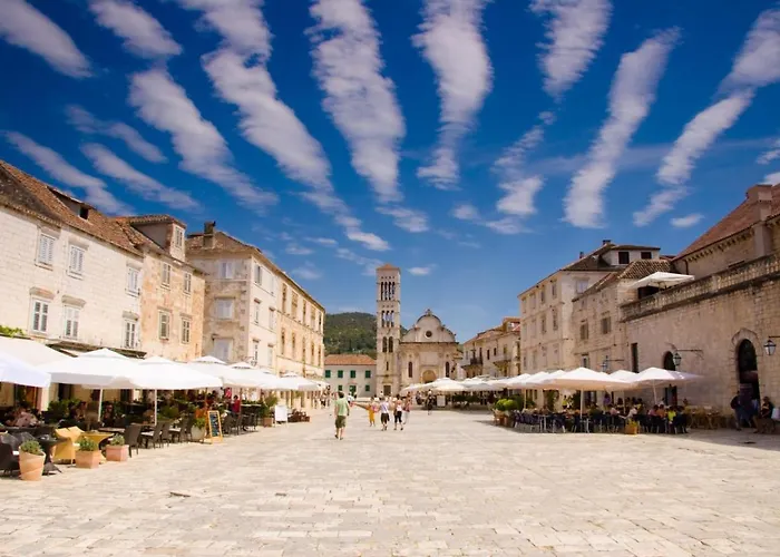 In With Sea View, Terrace, Air Conditioning, Wi-fi Hvar Town