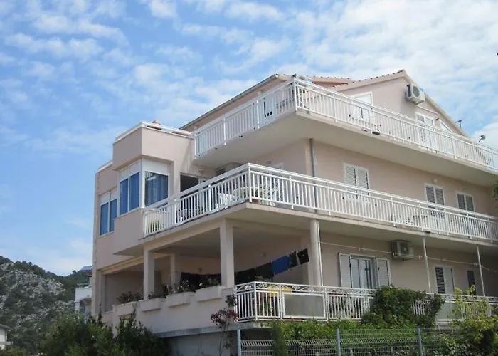 In With Sea View, Terrace, Air Conditioning, Wi-fi